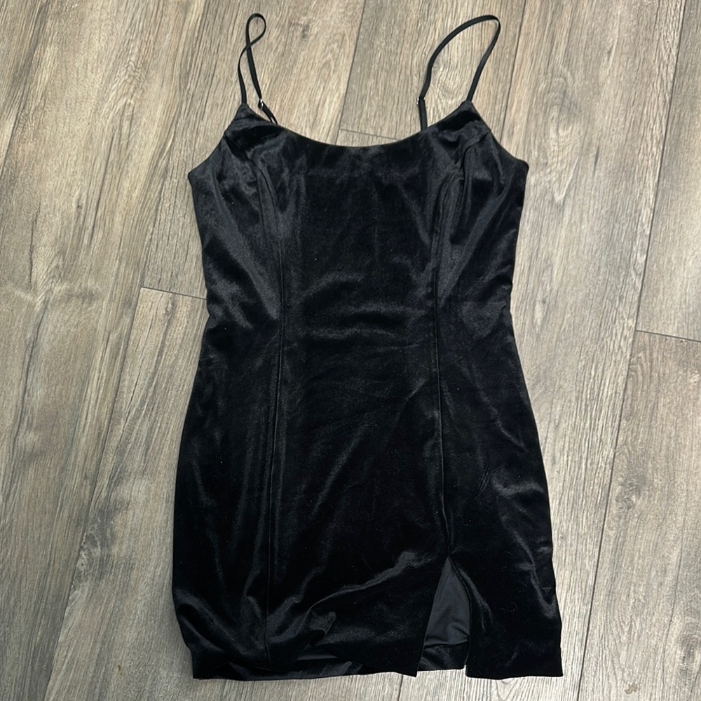 Elegant Black Velvet Dress